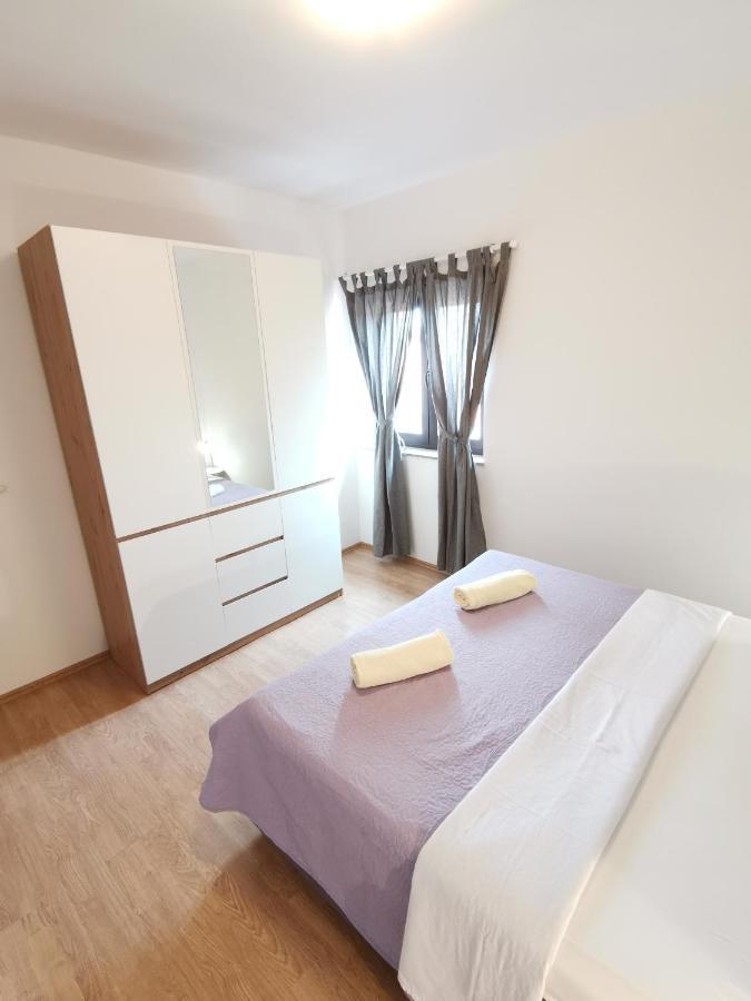 Apartman Sintic Krk Town Exterior photo